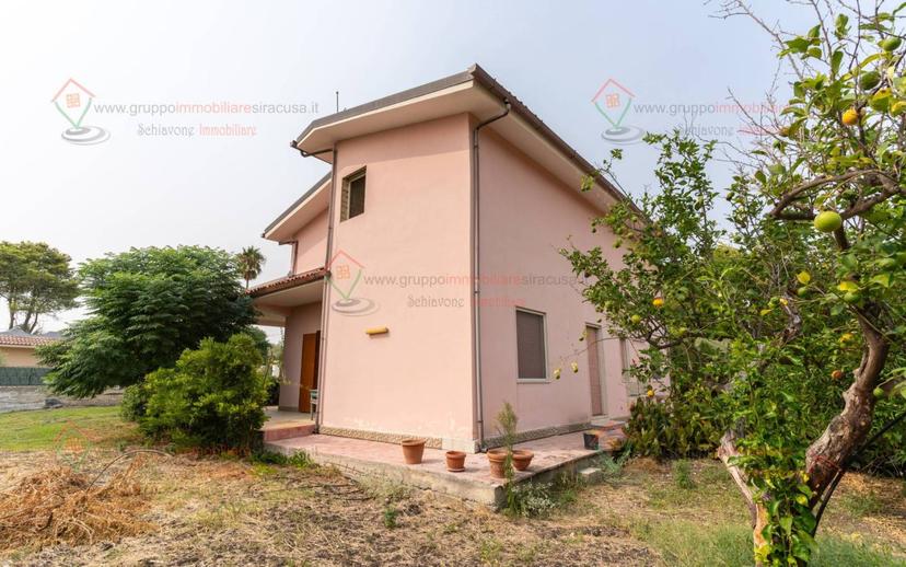 Villa unifamiliare via San Benedetto da Norcia, Tivoli, Siracusa — foto 32 di 37