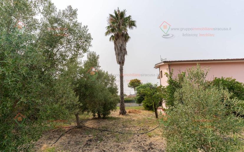 Villa unifamiliare via San Benedetto da Norcia, Tivoli, Siracusa — foto 3 di 37