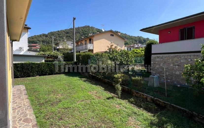 Villa unifamiliare via Cesare Battisti, Albano Sant'Alessandro — foto 20 di 30