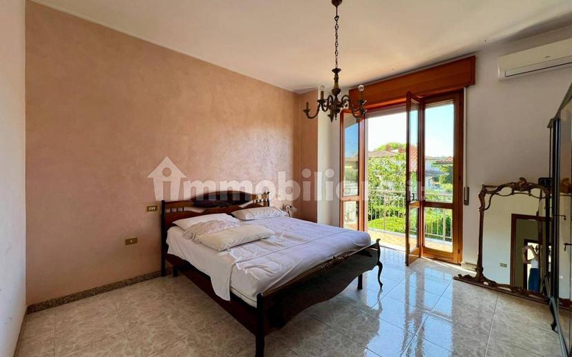Villa unifamiliare via Cesare Battisti, Albano Sant'Alessandro — foto 9 di 30