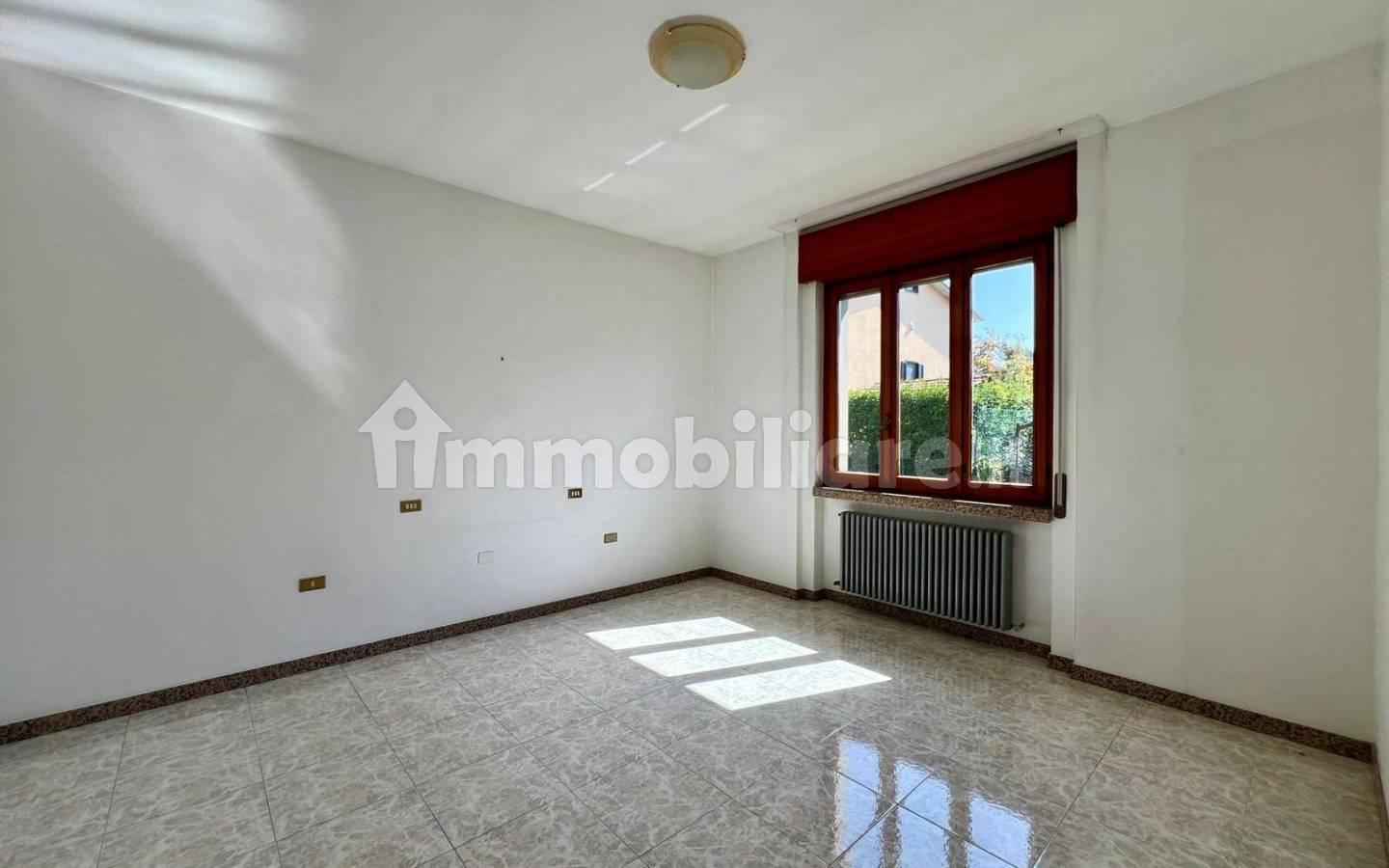 Villa unifamiliare via Cesare Battisti, Albano Sant'Alessandro