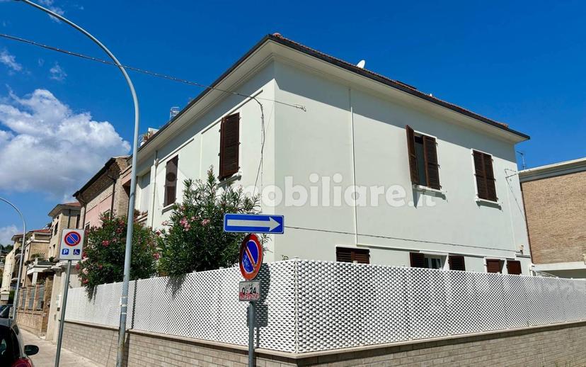 Quadrilocale via Vittorio Alfieri 37, Centro, San Benedetto del Tronto — foto 23 di 34