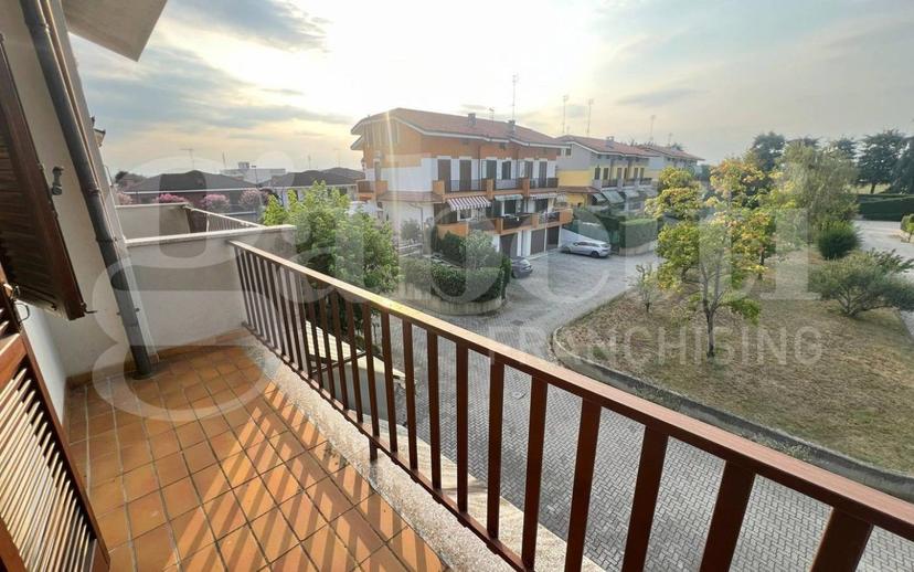 Villa a schiera via Gabotto, Centro, Bra — foto 2 di 17