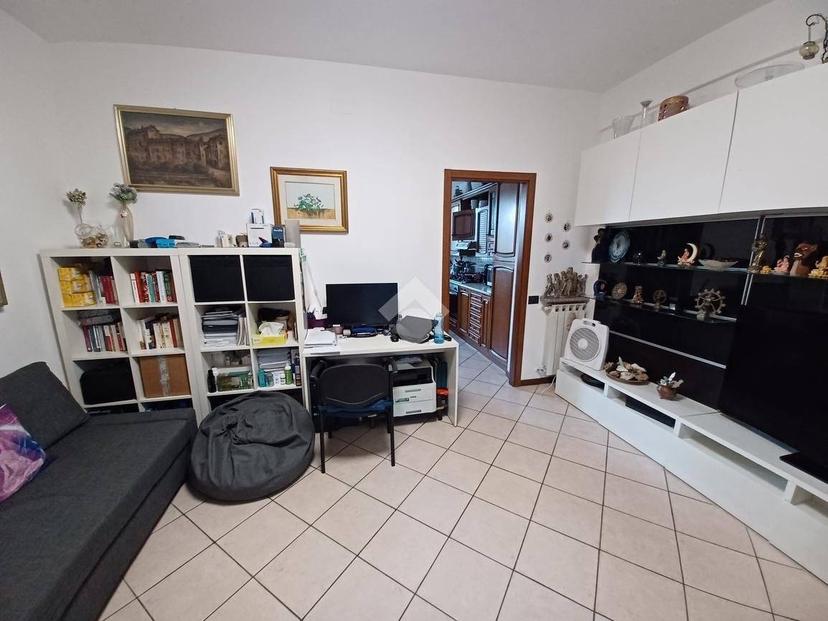 Trilocale via E. Frizzoni 19, Centro, Treviolo — foto 19 di 32