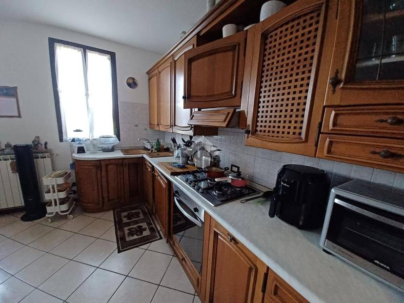 Trilocale via E. Frizzoni 19, Centro, Treviolo — foto 28 di 32