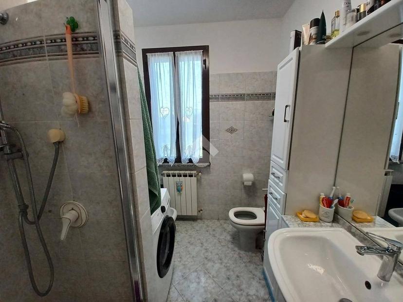 Trilocale via E. Frizzoni 19, Centro, Treviolo — foto 8 di 32