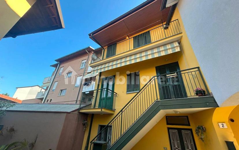 Terratetto unifamiliare via Venezia 4, Casorate Sempione — foto 2 di 37