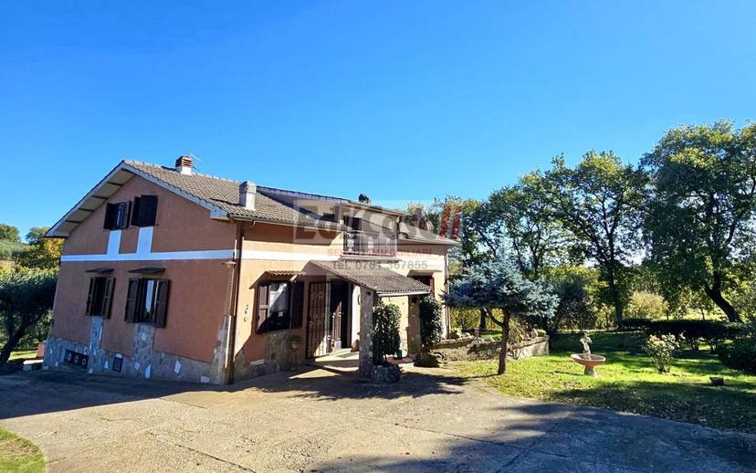 Villa plurifamiliare via Ortana, Bassano in Teverina — foto 6 di 40