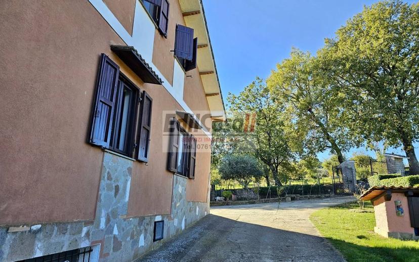 Villa plurifamiliare via Ortana, Bassano in Teverina — foto 3 di 40