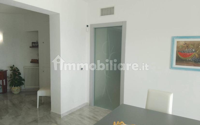 Villa unifamiliare via Villini Ambrogio Negrone, Pra', Genova — foto 34 di 42