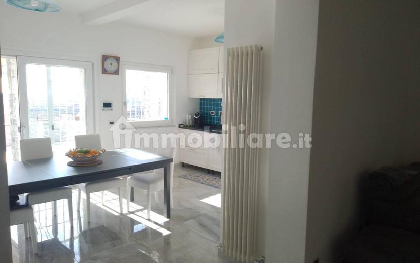 Villa unifamiliare via Villini Ambrogio Negrone, Pra', Genova — foto 2 di 42