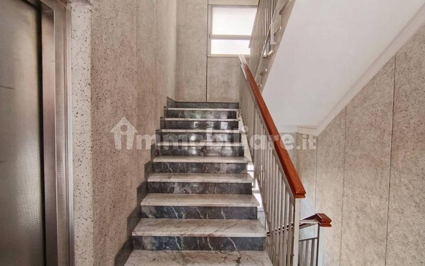 Trilocale piazza Caduti di via Fani, Tribunale, Frosinone — foto 19 di 31