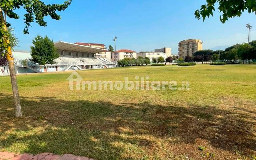 Trilocale piazza Caduti di via Fani, Tribunale, Frosinone — foto 20 di 31