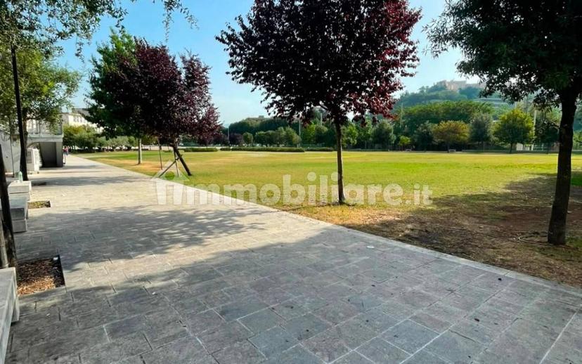 Trilocale piazza Caduti di via Fani, Tribunale, Frosinone — foto 27 di 31