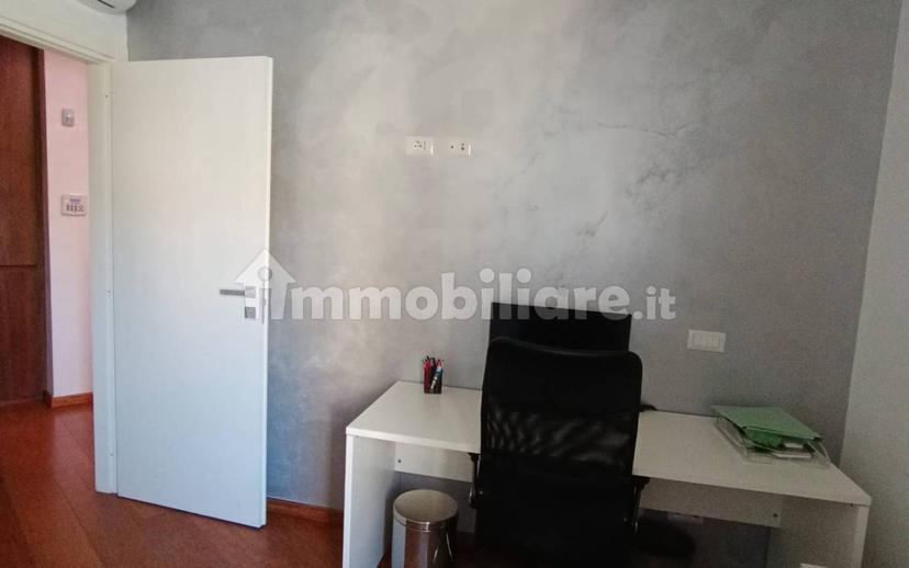 Trilocale piazza Caduti di via Fani, Tribunale, Frosinone — foto 26 di 31