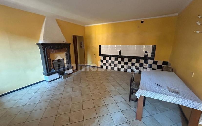 Trilocale via Achille Porraneo 55, Arsago Seprio — foto 4 di 23