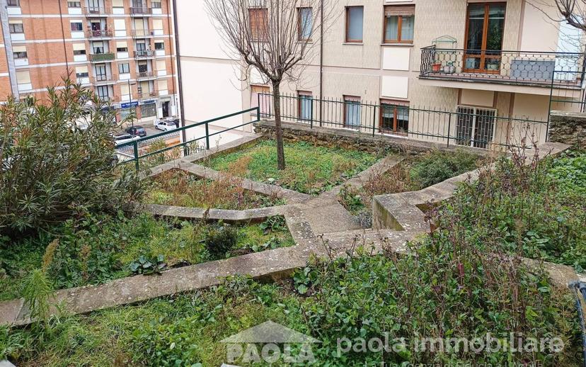 Appartamento via Carlo Chiarizia, Duomo - Fontana Luminosa, L'Aquila — foto 14 di 26