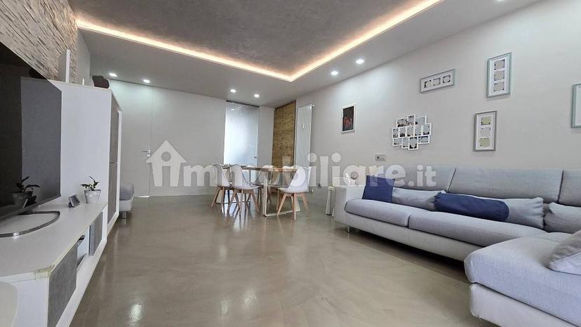 Trilocale via Chambery 125, Centro, Aosta — foto 16 di 30