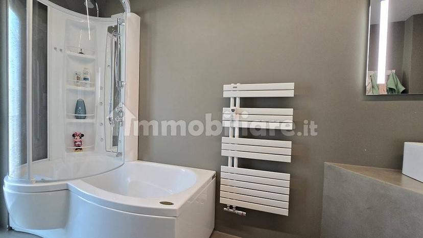 Trilocale via Chambery 125, Centro, Aosta — foto 23 di 30