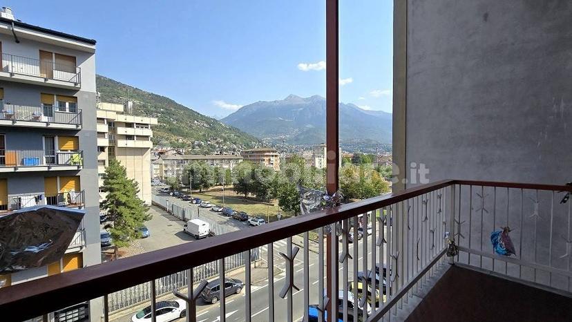 Trilocale via Chambery 125, Centro, Aosta — foto 22 di 30