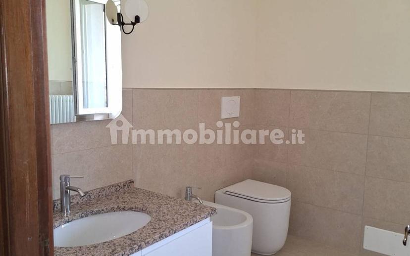 Trilocale via Piero Maffei 395, Centro, Cossato — foto 3 di 10