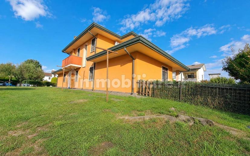 Villa unifamiliare piazza Madonna San Luca, Centro, Bosaro — foto 31 di 32