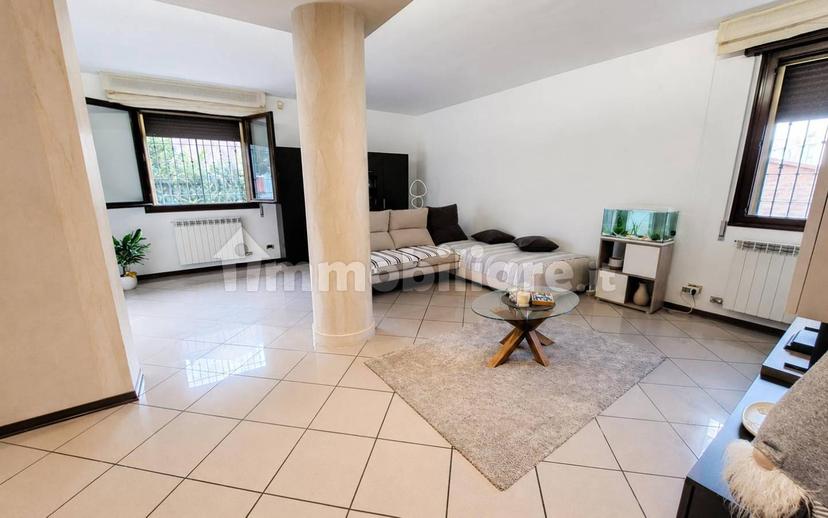 Villa unifamiliare piazza Madonna San Luca, Centro, Bosaro — foto 8 di 32