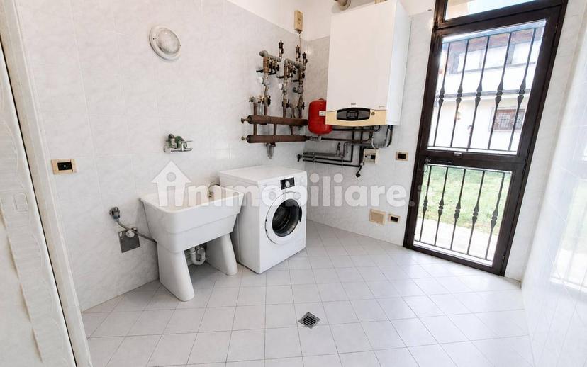 Villa unifamiliare piazza Madonna San Luca, Centro, Bosaro — foto 21 di 32