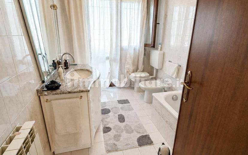 Villa unifamiliare piazza Madonna San Luca, Centro, Bosaro — foto 13 di 32
