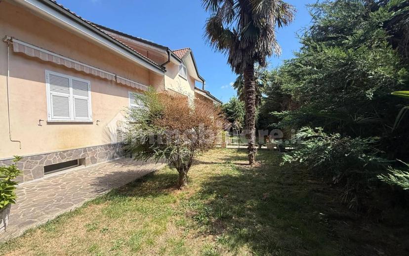 Villa bifamiliare via Vecchia di Plodio, Centro, Carcare — foto 45 di 58