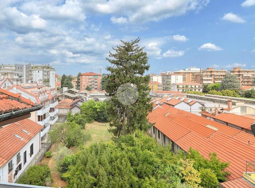 Attico via M. Venegoni 11, Sciarè, Gallarate — foto 17 di 48