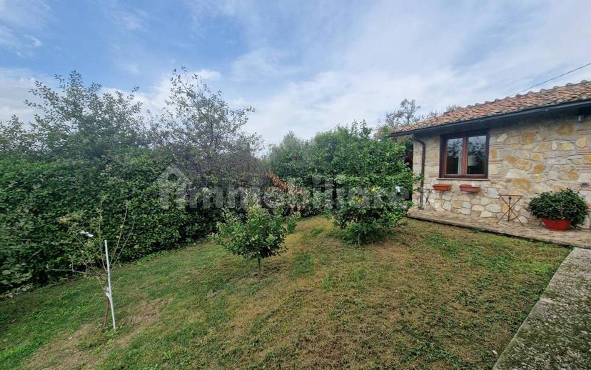 Villa unifamiliare Strada del Fondo, Centro, Amelia — foto 4 di 22