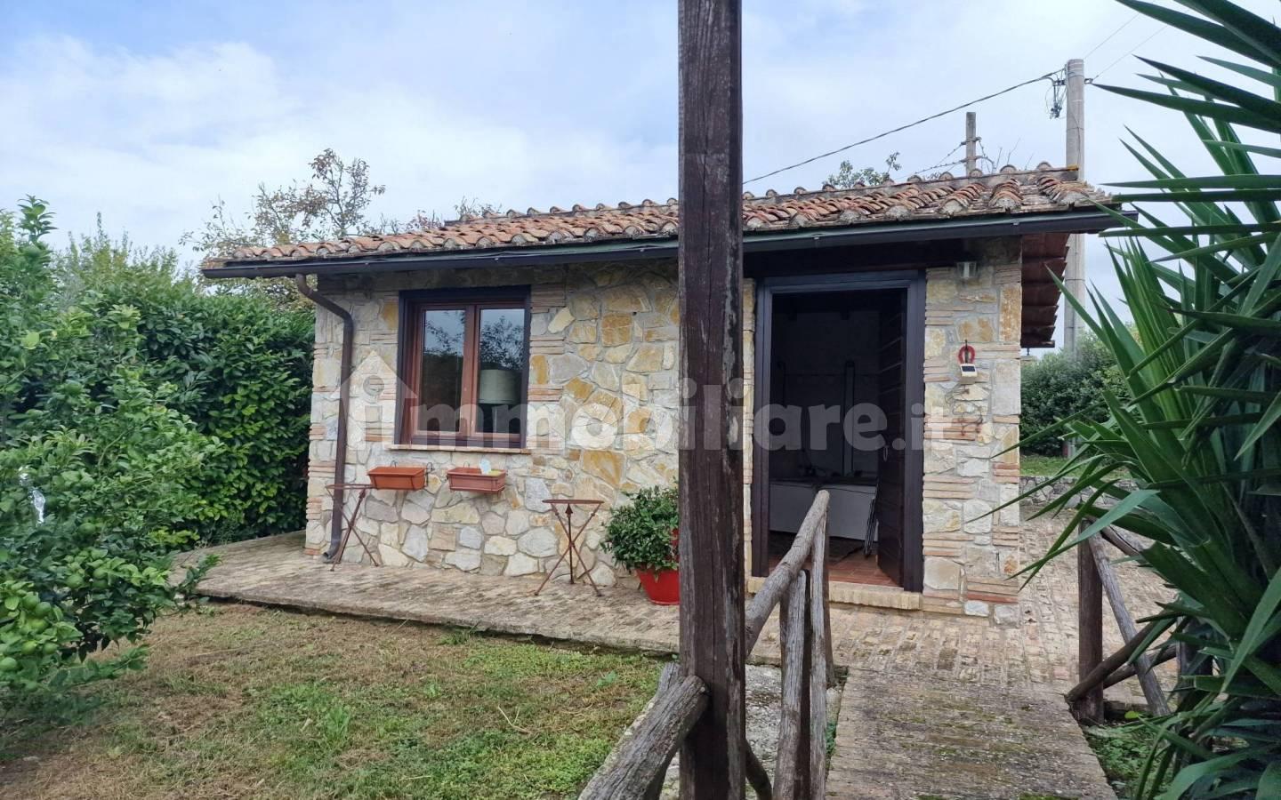 Villa unifamiliare Strada del Fondo, Centro, Amelia