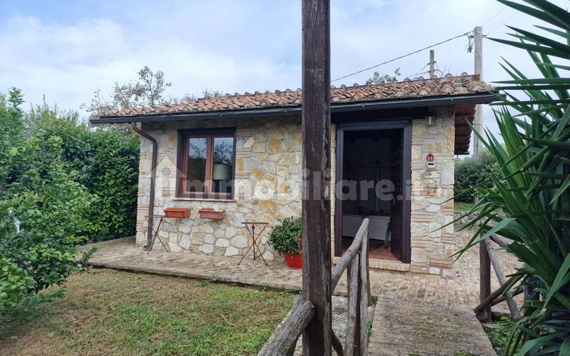 Villa unifamiliare Strada del Fondo, Centro, Amelia