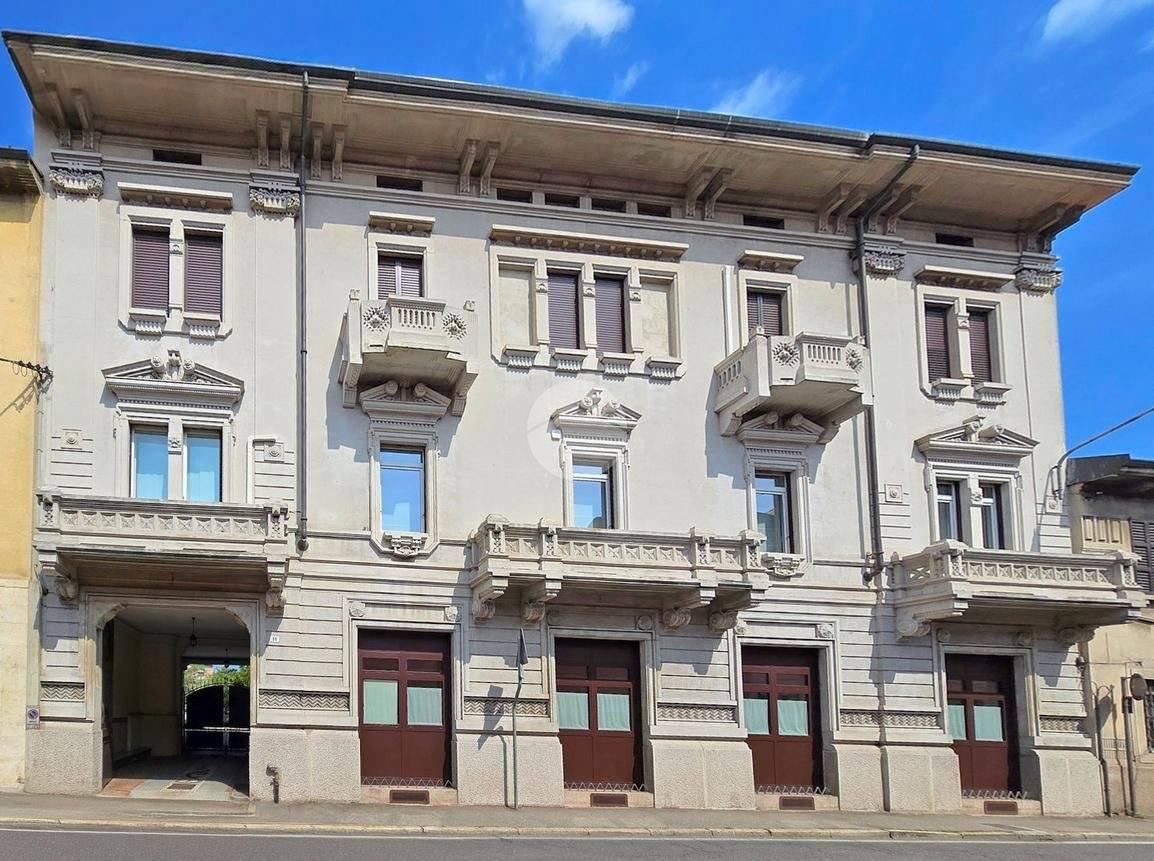 Attico via M. Venegoni 11, Sciarè, Gallarate