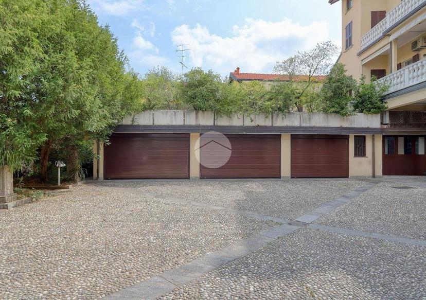 Attico via M. Venegoni 11, Sciarè, Gallarate — foto 36 di 48