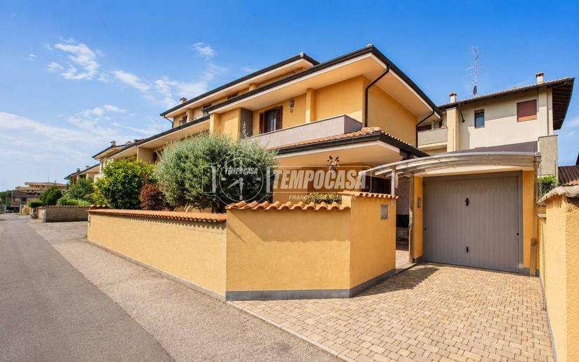 Villa a schiera 5 locali, ottimo stato, Galliate — foto 36 di 48