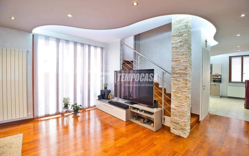 Villa a schiera 5 locali, ottimo stato, Galliate — foto 20 di 48