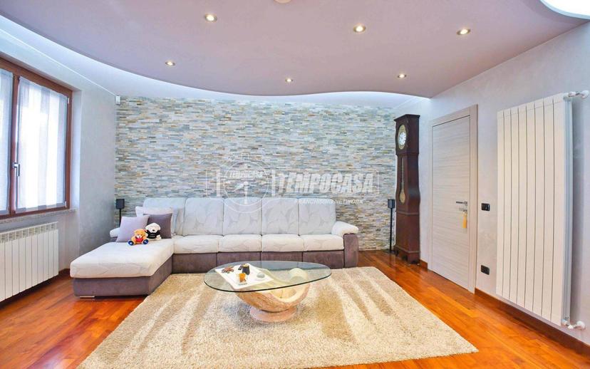 Villa a schiera 5 locali, ottimo stato, Galliate — foto 23 di 48