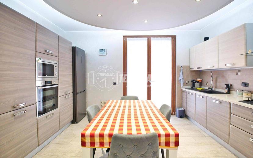 Villa a schiera 5 locali, ottimo stato, Galliate — foto 31 di 48