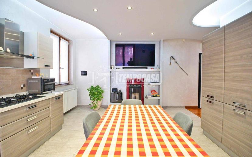 Villa a schiera 5 locali, ottimo stato, Galliate — foto 44 di 48