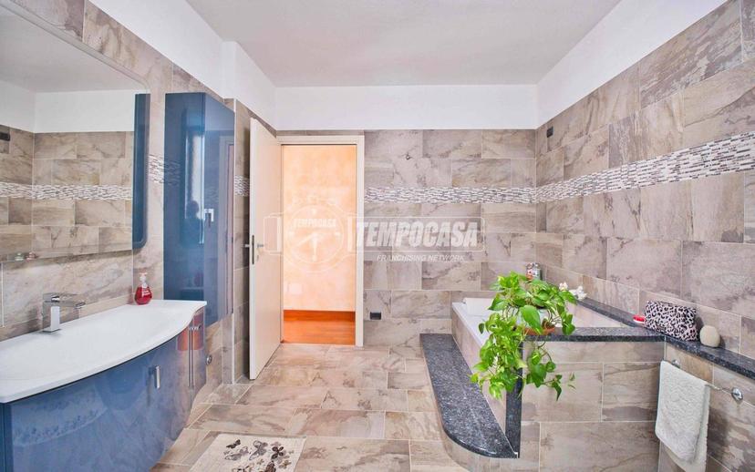 Villa a schiera 5 locali, ottimo stato, Galliate — foto 35 di 48