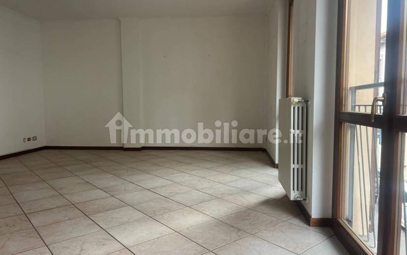 Trilocale via Fratelli Cairoli 32, Via Monza, Lissone — foto 11 di 18