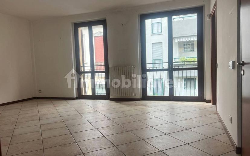 Trilocale via Fratelli Cairoli 32, Via Monza, Lissone — foto 16 di 18