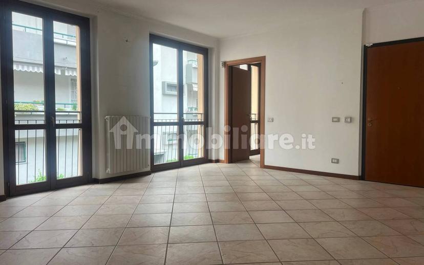 Trilocale via Fratelli Cairoli 32, Via Monza, Lissone — foto 15 di 18