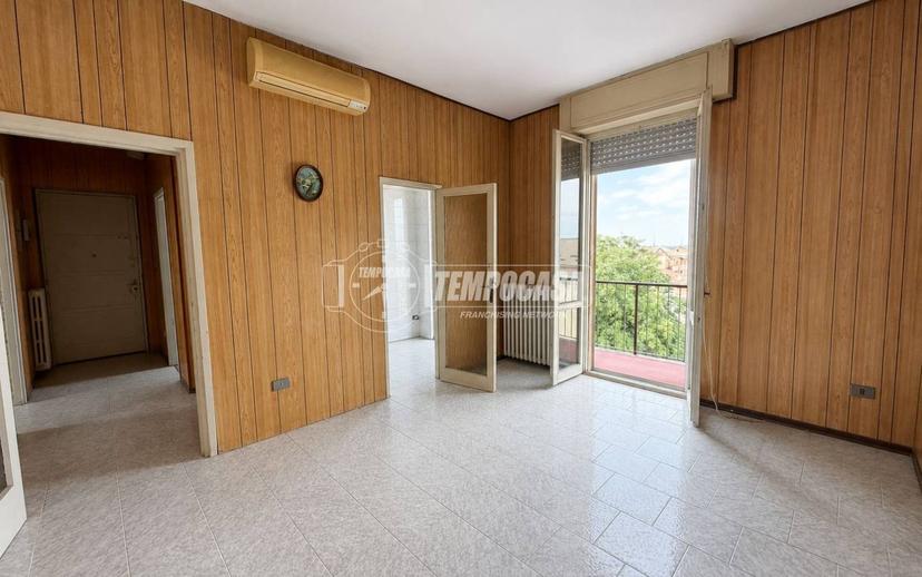 Trilocale buono stato, terzo piano, Cameri — foto 14 di 24