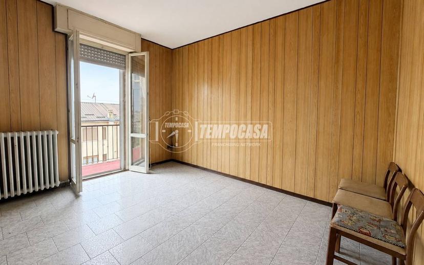 Trilocale buono stato, terzo piano, Cameri — foto 18 di 24