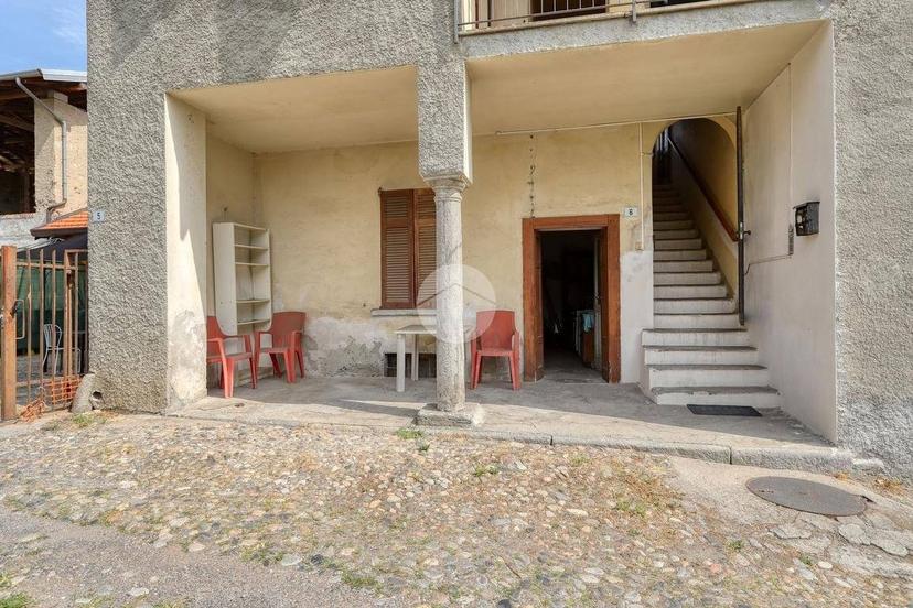 Quadrilocale piazza San Martino 5, Cimbro, Vergiate — foto 3 di 29