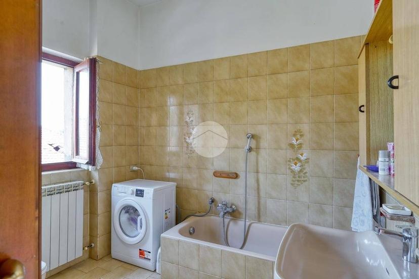 Quadrilocale piazza San Martino 5, Cimbro, Vergiate — foto 9 di 29