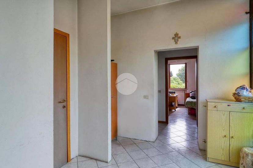Quadrilocale piazza San Martino 5, Cimbro, Vergiate — foto 14 di 29